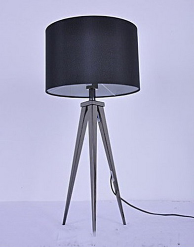 The Adesso Director Table Lamp